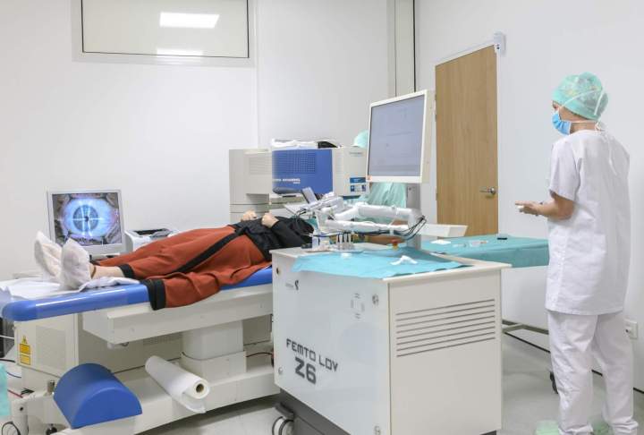 Nous sommes spécialisés dans l’opération de l’hypermétropie.