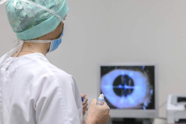 Nous réalisons l’opération de la myopie.